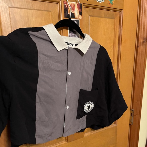 PLAYBOY Tops - playboy crop shirt